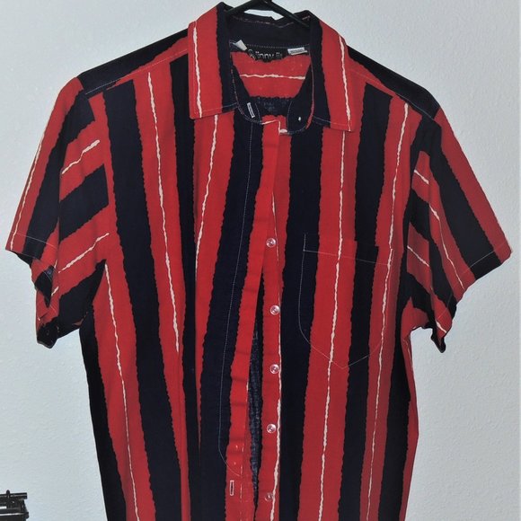 Navy/Red short sleeve button down w/ pocket - Picture 1 of 2